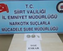 SİİRT POLİSİ, UYUŞTURUCUNUN AYAĞINI KIRIYOR