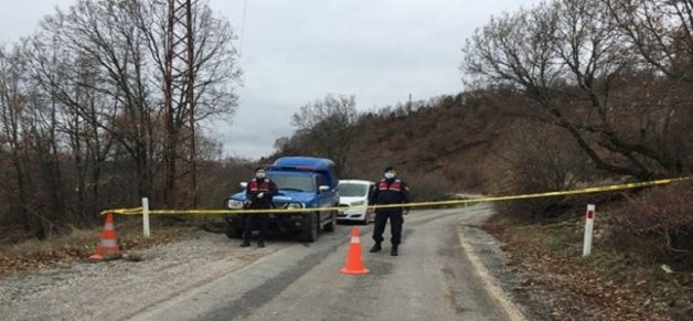 Siirt’in Pervari ilçesinde, koronavirüs tedbirleri kapsamında Tuzcular köyünde uygulanan 2