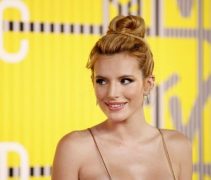 Bella Thorne Büyüledi