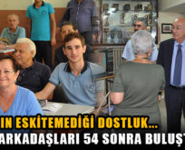 SINIF ARKADAŞLARI 54 SONRA BULUŞTULAR