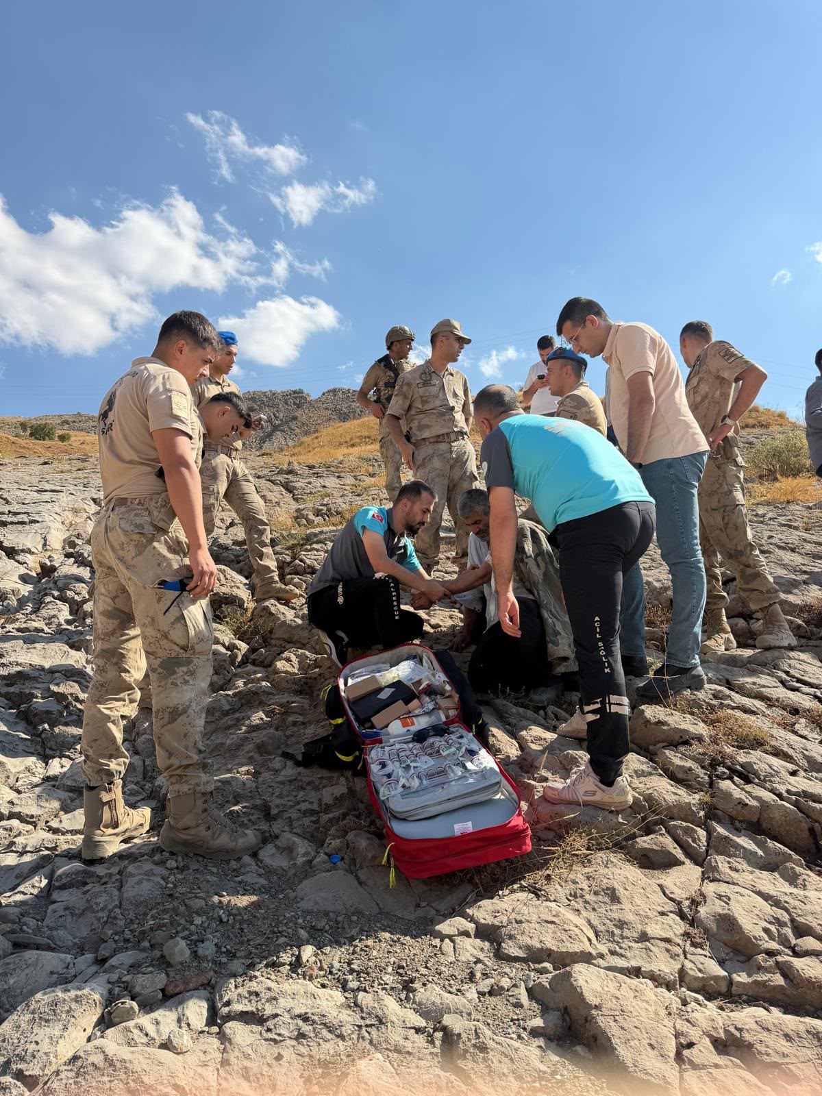 Siirt’in Pervari ilçesine bağlı Gökbudak köyünde evinden ayrıldıktan sonra kendisinden