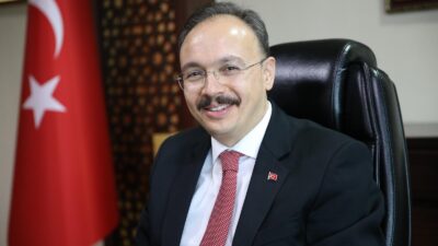Siirt Valisi ve Belediye Başkan Vekili Dr. Kemal Kızılkaya, Cumhuriyetimizin