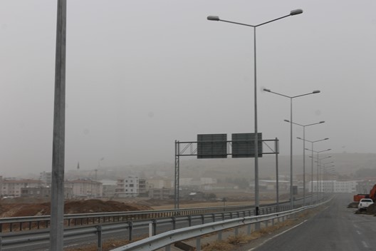 SİİRT’TE KUM FIRTINASI