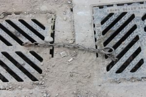 Siirt’in Kooperatif mahallesinde bir vatandaşın hırsızlara karşı aldığı önlem objektiflere