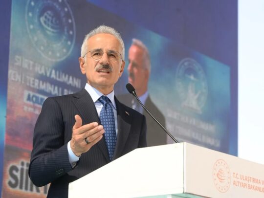 Ulaştırma ve Altyapı Bakanı Abdulkadir Uraloğlu, Siirt’te hayata geçirilen ulaşım