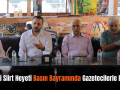 AK Parti Siirt Heyeti Basın Bayramında Gazetecilerle Buluştu