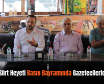 AK Parti Siirt Heyeti Basın Bayramında Gazetecilerle Buluştu