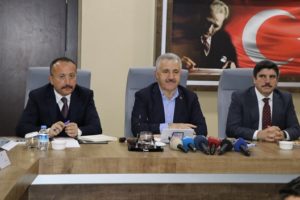 Ulaştırma, Denizcilik ve Haberleşme Bakanı Ahmet Arslan, Siirt Valiliği toplantı