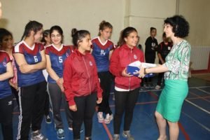 Siirt Devlet Hastanesinin ilk Bayan Baş Hekimi unvanını elinde bulunduran
