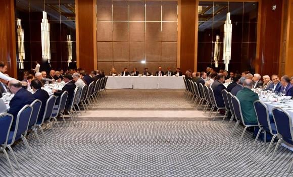 Diyarbakır Siirtliler Derneği Başkanı Adnan Öktüren, Diyarbakır ile ilgili istişarelerde