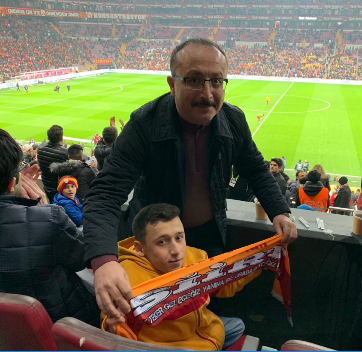 ONUN TEK HAYALİ GALATASARAY DERBİSİNİ İZLEMEKTİ!…