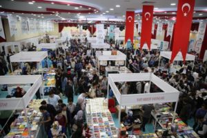 Siirt Valiliği himayelerinde, Siirt Belediyesinin ev sahipliğinde, “Her Kitap Yeni