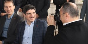 VALİ ATİK, GAZETECİLİĞE ÖZENİRSE!..