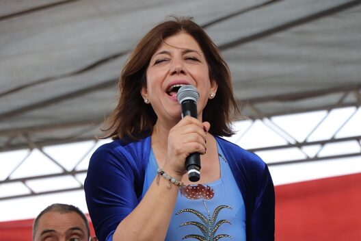 Siirt’te Halkların Demokratik Partisi (HDP) Tertip Komitesi tarafından bugün Doğan