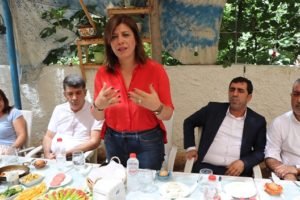 Türkiye’de savaş için alınan silah bütçesinin yoksulluğu bitirecek güçte olduğuna