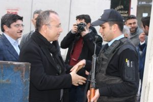 2017 yılının son günü olması sebebiyle birçok yerde yılbaşı kutlama
