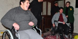 İKİZ ENGELLİ KARDEŞLERİN HAYALİNE ORTAK OLDULAR