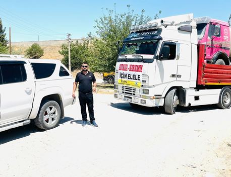 İŞ MAKİNALARINI ANTALYA VE MARMARİS’E GÖNDERDİ