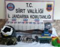 JANDARMA OPERASYONUNDA KAÇAKÇININ EVİNDEN BAKIN NE ÇIKTI