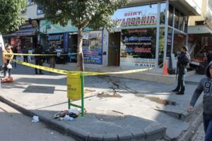 Siirt’te iki grup arasında çıkan kavgada 2 kişi yaralandı. Siirt’te