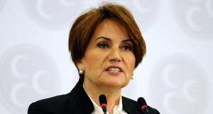 Uğur Mumcu Meydanı’nda düzenlenecek miting için Sinop’a gelen Akşener, bir