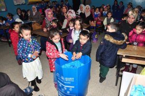 Siirt 18 Mart İlk Okulu minik öğrencileri, “Barış Köprüsü” projesi