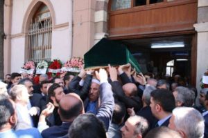 Uzun süredir mücadele ettiği amansız hastalıktan kurtulamayarak yaşama gözlerini yuman Siirt Ticaret