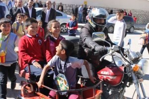 Siirt’te eğitim gören öğrencilerin okul servisi görevini yapan yaklaşık 9