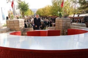 Siirt’te Cumhuriyetin kurucusu büyük önder Gazi Mustafa Kemal Atatürk’ün ebediyete