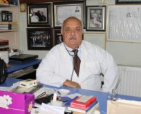 75’LİK DOKTOR TEKNOLOJİK TIBBA MEYDAN OKUYOR