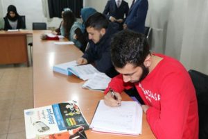 Pervari Halk Eğitim Merkezi kurs ve kursiyerleri ile göz kamaştırıyor.