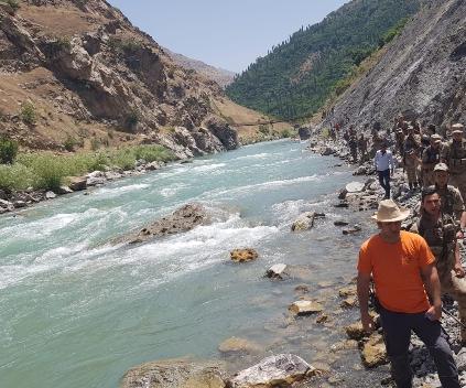 PERVARİ’DE KAYBOLAN ÇOCUK İÇİN ASKER DEVREYE GİRDİ