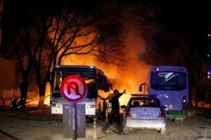 Tunceli Pülümür’deki Jandarma Asayiş Bölük Komutanlığı binasına akşam saatlerinde PKK’lı