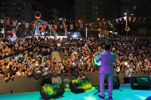 SEDAT UÇAN’DAN MUHTEŞEM KONSER