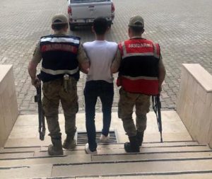 Siirt’in Baykan ilçesinde cezaevi firarisi düzenlenen operasyonla kıskıvrak yakalandı. Edinilen