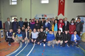 Siirt Belediyesi, 120 okul ve 22 amatör spor kulübüne 450