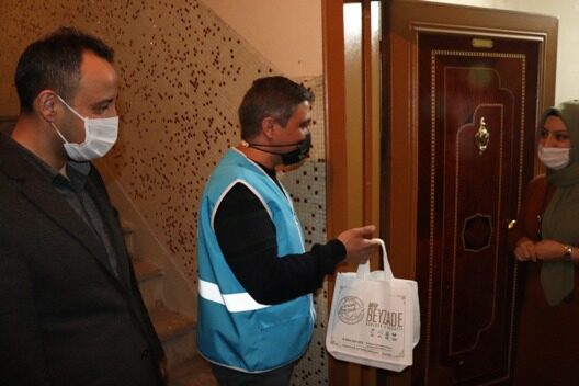 Siirt Belediyesi tarafından çölyak hastalarına özel hazırlanan glütensiz baklavalar ev