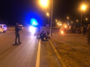 Siirt Çevre yolu eski Polis Okulu kavşağında iki otomobilin çarpışması