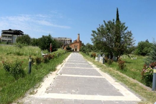 Siirt’te korona virüs tedbirleri kapsamında ziyarete kapatılan İsmail Fakirullah hazretleri