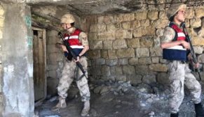JANDARMA’DAN, NARKOTİK VE GÖÇMEN KAÇAKÇIĞI UYGULAMASI