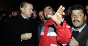 Siirt Kızılay Şube Başkanı Yener Tanık, 23 Ekim 2011 yılında