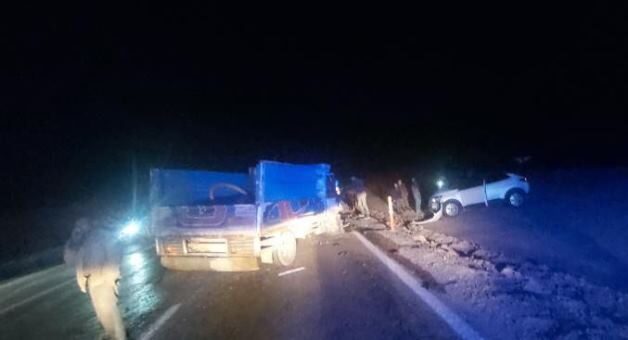 Siirt-Kurtalan Karayolunda 2 aracın çarpışması sonucu meydana gelen trafik kazasında