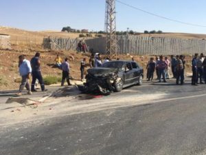 Siirt’in Kurtalan ilçesinde meydana gelen kazada 4 uzman çavuş yaralandı.