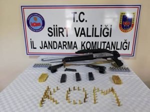 Siirt İl Jandarma Komutanlığı ekiplerince Kurtalan ilçesinde “Kaçak Silah Ticareti”
