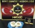 SİİRT’TE POLİSİ KARNI ŞİŞİK ADAMIN ÜZERİNDE EROİN BULDU