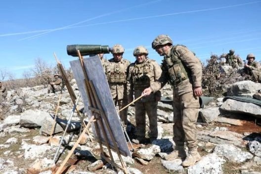 İçişleri Bakanlığı’nca, 815 personelin katılımı ile Siirt-Şırnak ara hattında ‘Kapan-7