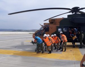 Siirt’in Şirvan ilçesinde, tinerin tutuşmasıyla alevler içinde kalarak yaralanan çocuk,