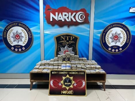 Siirt’te düzenlenen uyuşturucu operasyonunda 100 kilogram eroin ele geçirildi, 5