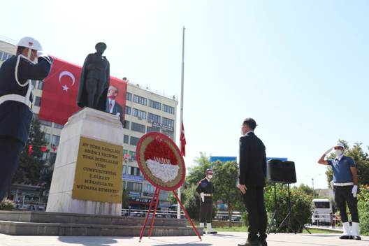 SİİRT’TE 19 EYLÜL GAZİLER GÜNÜ TÖRENLE KUTLANDI