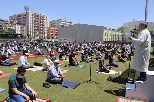 Siirt’te yeni tip Coronavirüs (Covid-19) salgını nedeniyle ibadete bir süre